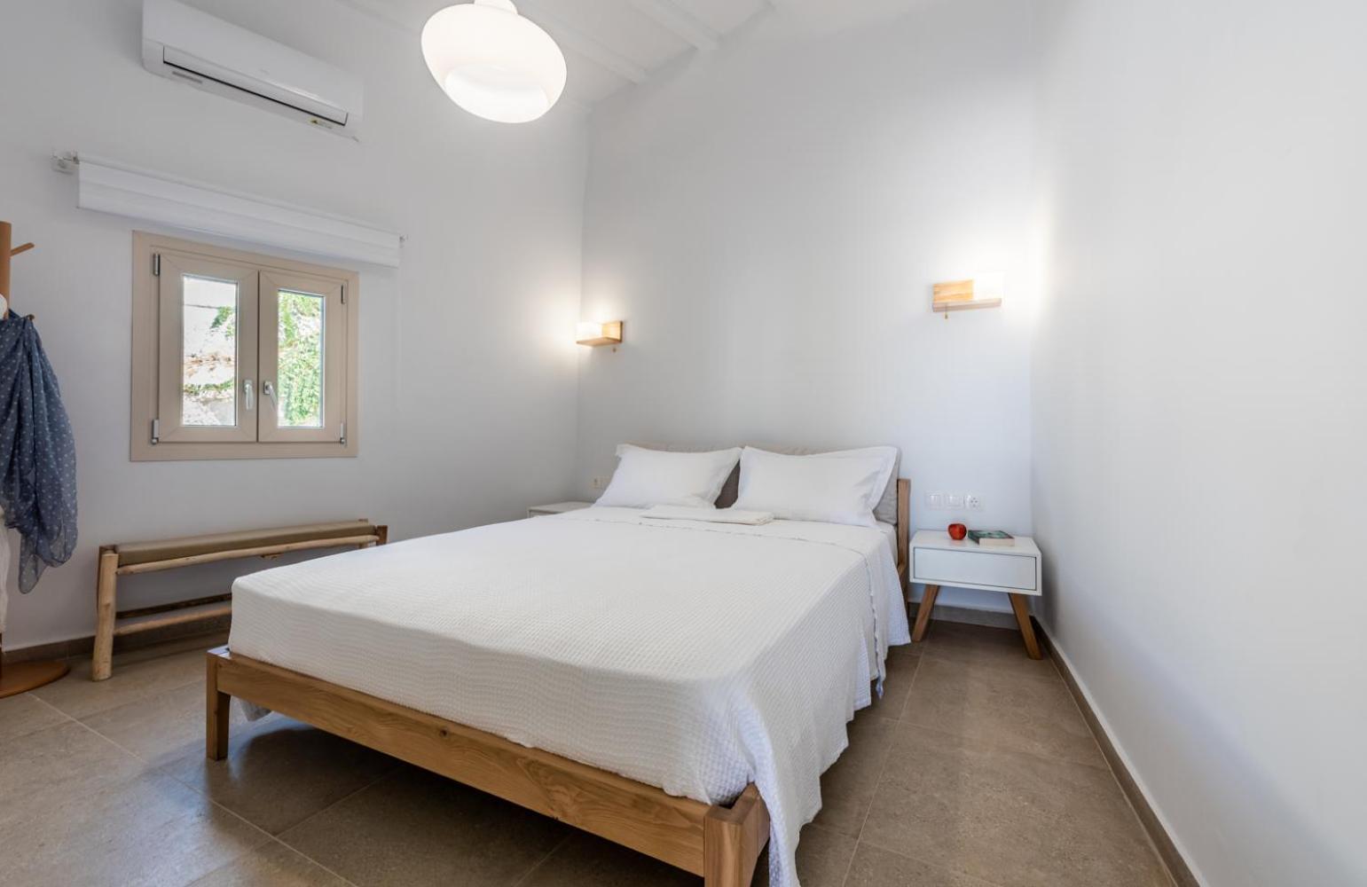 Anemi Suites Адамас Номер фото